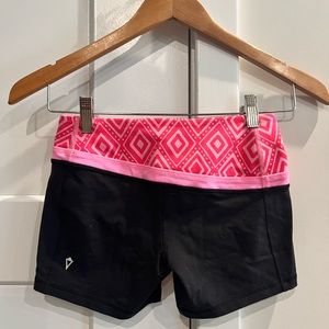Ivivva althetic booty shorts
